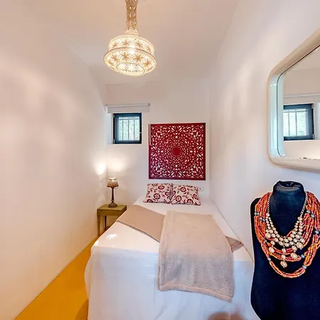Casale Di Ameli' 5, Emma Villa *